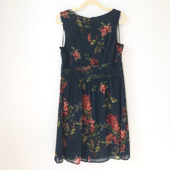 esprit navy floral dress surplice neckline pleats - Picture 10 of 12